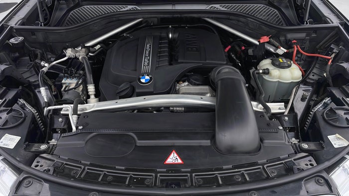 BMW X6-Engine Bonet View