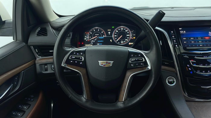 CADILLAC ESCALADE-Steering Wheel Close-up