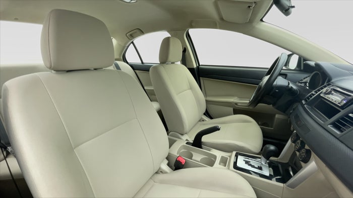 MITSUBISHI LANCER EX-Right Side Front Door Cabin View