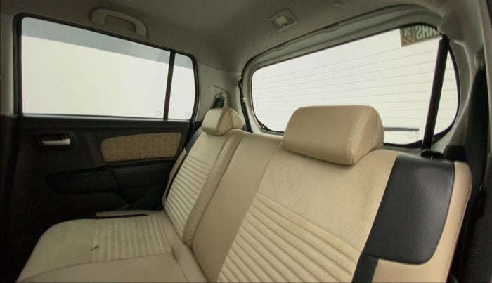 2017 Maruti Wagon R 1.0 VXI AMT, Petrol, Automatic, 24,637 km, Right Side Rear Door Cabin