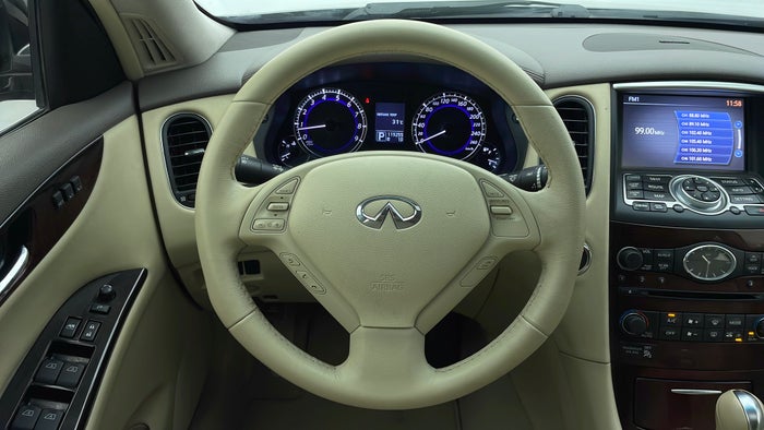 INFINITI QX50-Steering Wheel Close-up