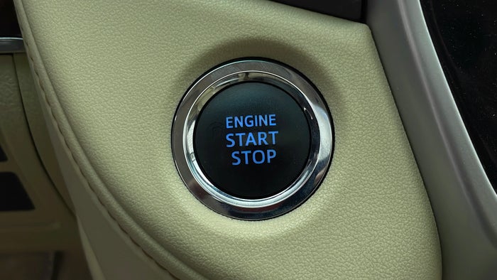 TOYOTA LAND CRUISER-Key-less Button Start
