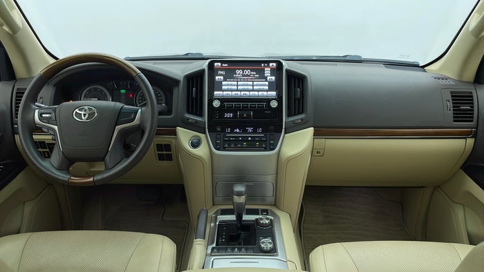 TOYOTA LAND CRUISER-Dashboard View