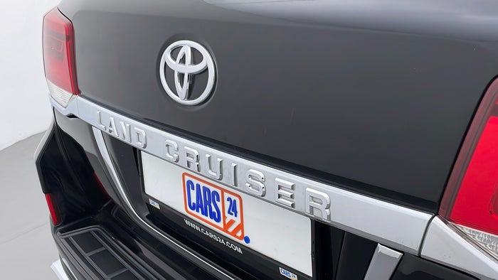 TOYOTA LAND CRUISER-Door Exterior Boot Door Scratch