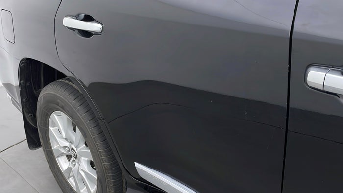 TOYOTA LAND CRUISER-Door Exterior RHS Rear Scratch