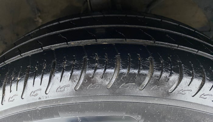 2019 Maruti Baleno DELTA 1.2 K12, Petrol, Manual, 42,406 km, Right Front Tyre Tread