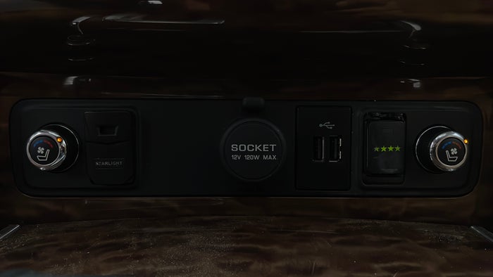 NISSAN PATROL-Heated Seats