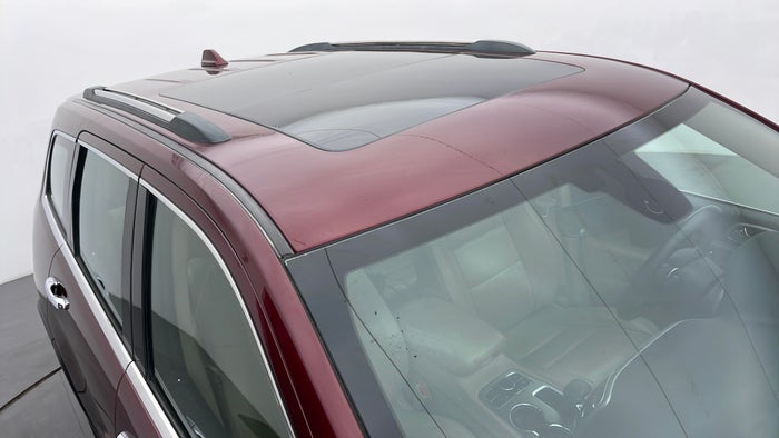 JEEP GRAND CHEROKEE-Roof/Sunroof View