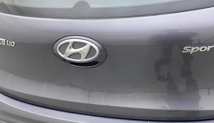 2018 Hyundai Grand i10 SPORTZ 1.2 KAPPA VTVT, Petrol, Manual, 28,806 km, Dicky (Boot door) - Slightly dented