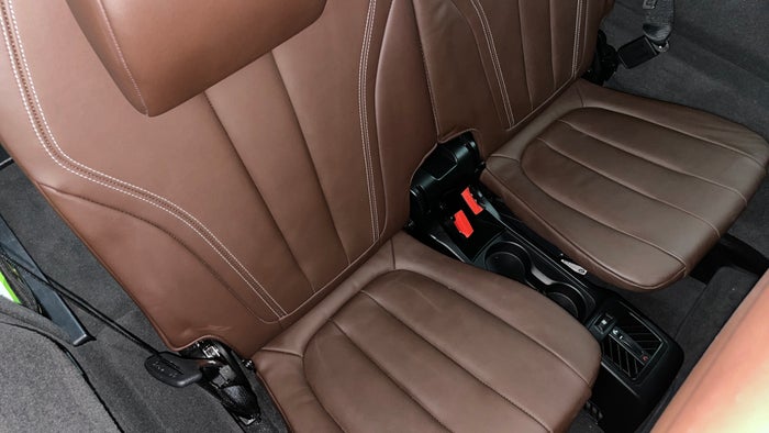 BMW X5-Seat 3rd row RHS Scratch