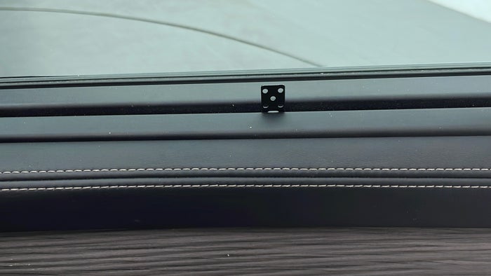 BMW X5-Door Interior RHS rear Clip Broken/Missing