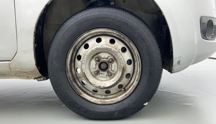 2011 Maruti Ritz LXI, CNG, Manual, 93,419 km, Right Front Wheel