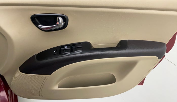 2014 Hyundai i10 SPORTZ 1.1 IRDE2, Petrol, Manual, 47,255 km, Driver Side Door Panels Control