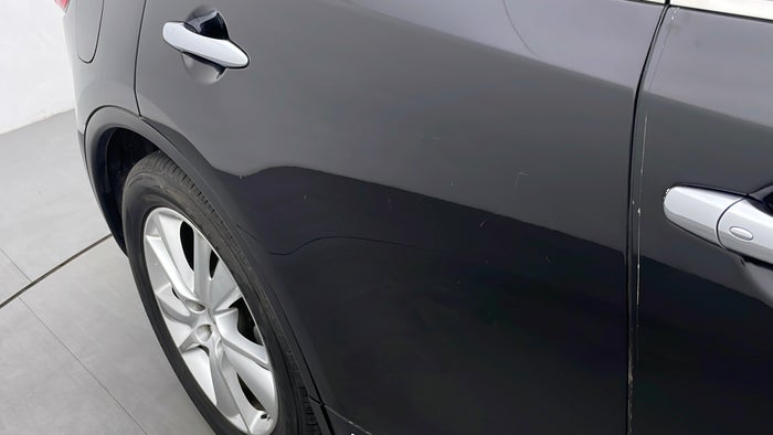 INFINITI QX70-Door Exterior RHS Rear Scratch