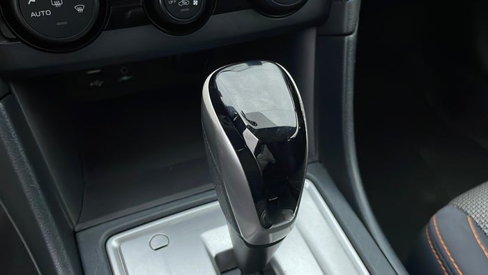 SUBARU XV-Gear lever Knob Scratch