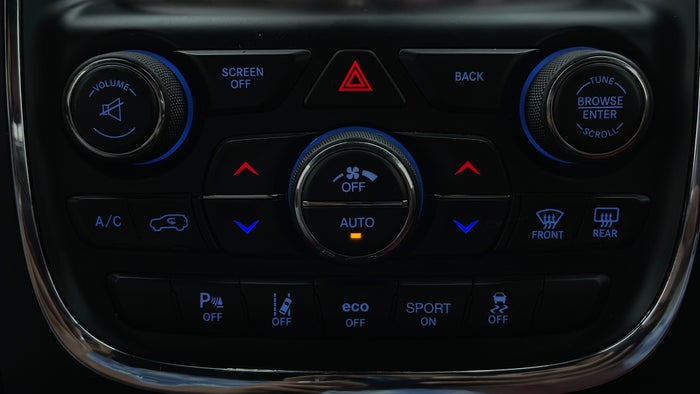 DODGE DURANGO-Automatic Climate Control