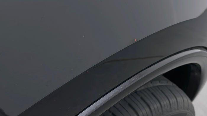 DODGE DURANGO-Fender RHS Scratch