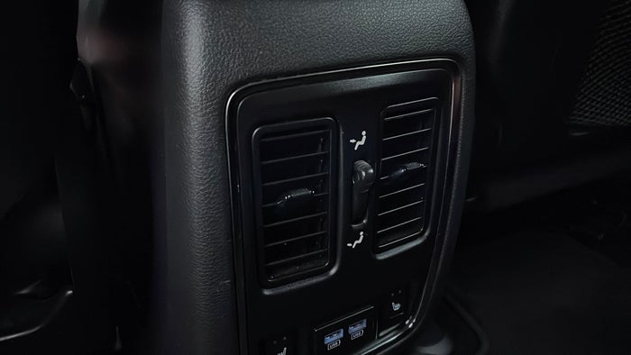 DODGE DURANGO-Centre Console Trim Scratch
