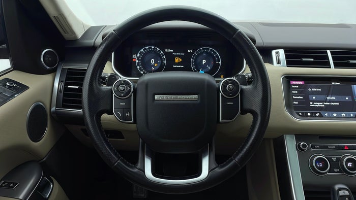 LAND ROVER RANGE ROVER SPORT-Steering Wheel Close-up
