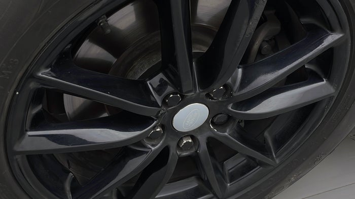 LAND ROVER RANGE ROVER SPORT-Alloy Wheel LHS Front Scratch