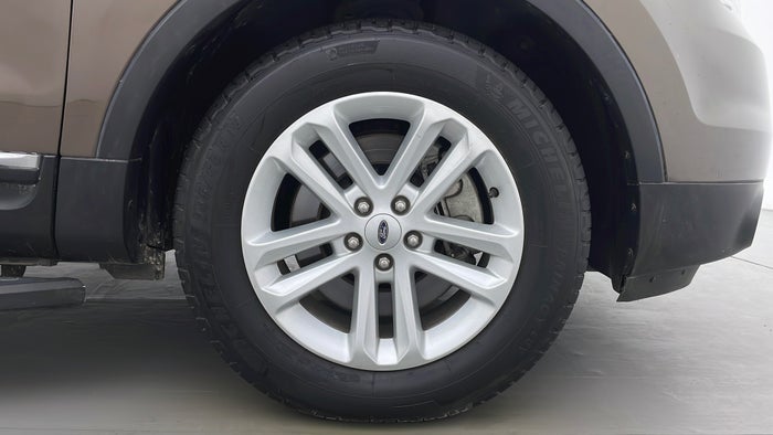 FORD EXPLORER-Right Front Tyre