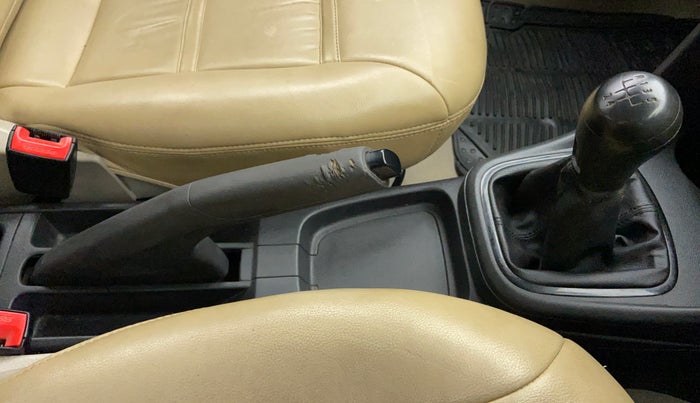 2013 Volkswagen Polo COMFORTLINE 1.2L PETROL, Petrol, Manual, 29,505 km, Gear Lever