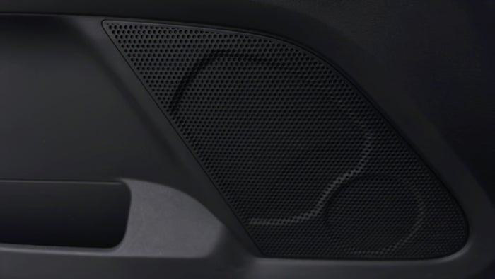MITSUBISHI PAJERO-Speakers
