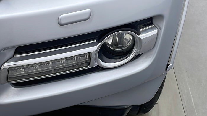 MITSUBISHI PAJERO-Bumper Front Scratch