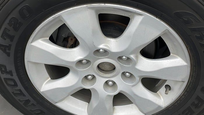 MITSUBISHI PAJERO-Alloy Wheel RHS Rear Scratch