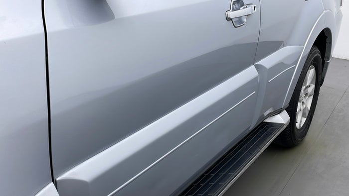 MITSUBISHI PAJERO-Door Exterior LHS Front Dent