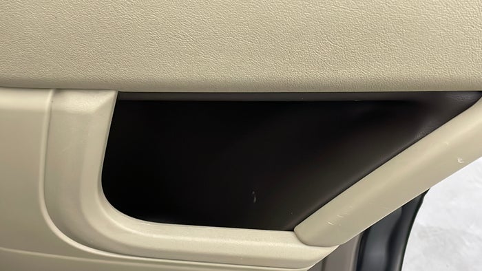 LAND ROVER RANGE ROVER SPORT-Door Interior RHS rear Scratch