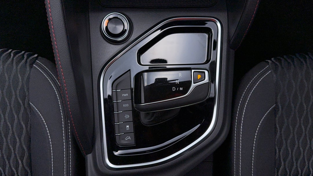 2022 LDV T60 Max Pro (4x4), Automatic, 8297 km, Gear Lever 