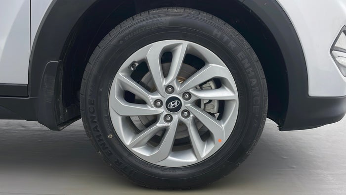 HYUNDAI TUCSON-Right Front Tyre