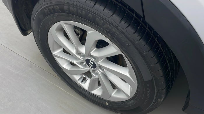 HYUNDAI TUCSON-Alloy Wheel RHS Rear Scratch