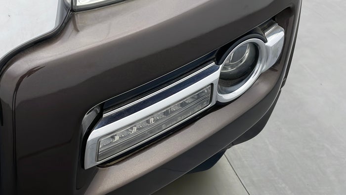 MITSUBISHI PAJERO-Fog Light Cover LHS Front Faded