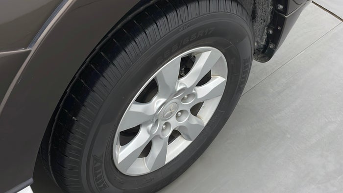 MITSUBISHI PAJERO-Tyre LHSRear Dry Crack