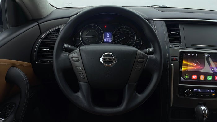 NISSAN PATROL-Steering Wheel Close-up