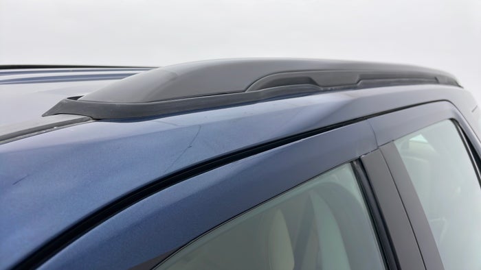 FORD EXPLORER-Door Exterior LHS Front Scratch