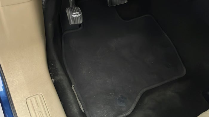 FORD EXPLORER-Flooring Front LHS Carpet torn/damaged