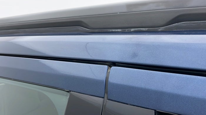 FORD EXPLORER-Pillar RHS B Scratch