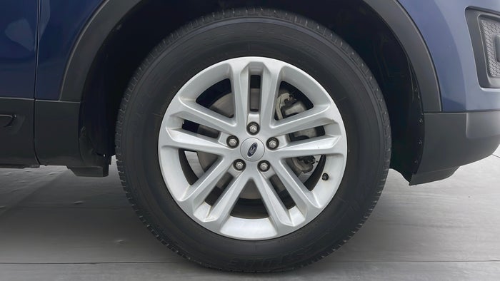 FORD EXPLORER-Right Front Tyre