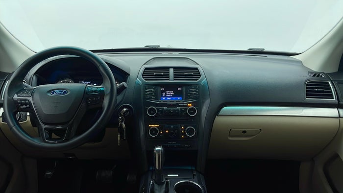 FORD EXPLORER-Dashboard View