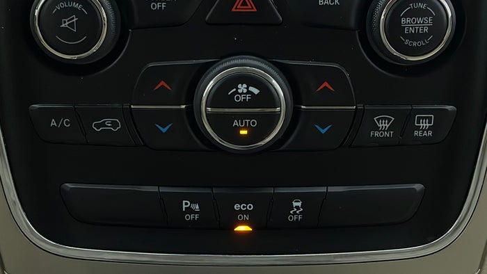 JEEP GRAND CHEROKEE-Automatic Climate Control