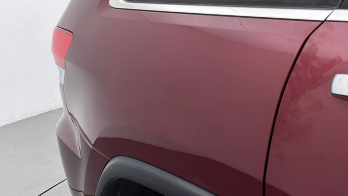 JEEP GRAND CHEROKEE-Quarter Panel RHS Dent