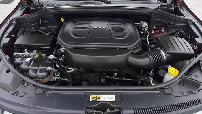 JEEP GRAND CHEROKEE-Engine Bonet View