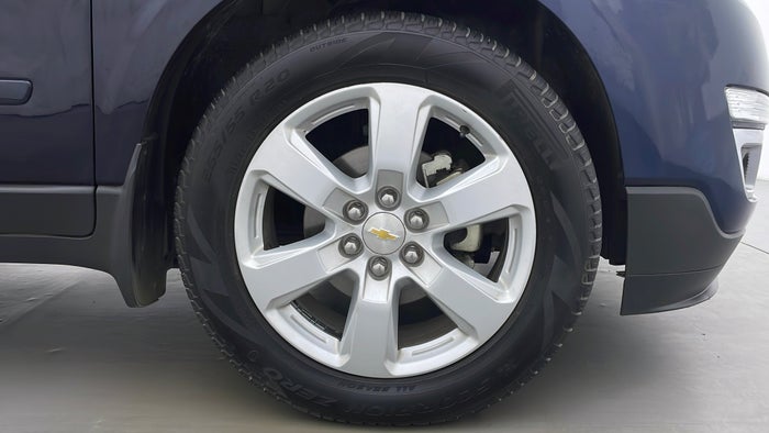 CHEVROLET TRAVERSE-Right Front Tyre