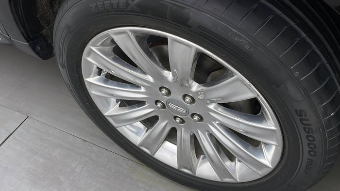 LINCOLN MKX-Alloy Wheel RHS Front Scratch