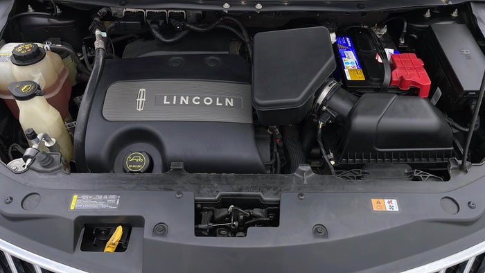 LINCOLN MKX-Engine Bonet View