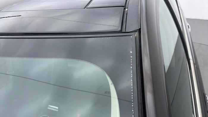 LINCOLN MKX-Windshield Front Air Bubbles