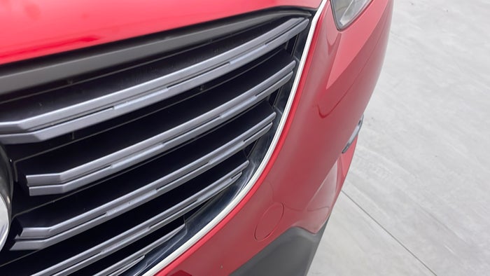 MAZDA CX 5-Grill Broken